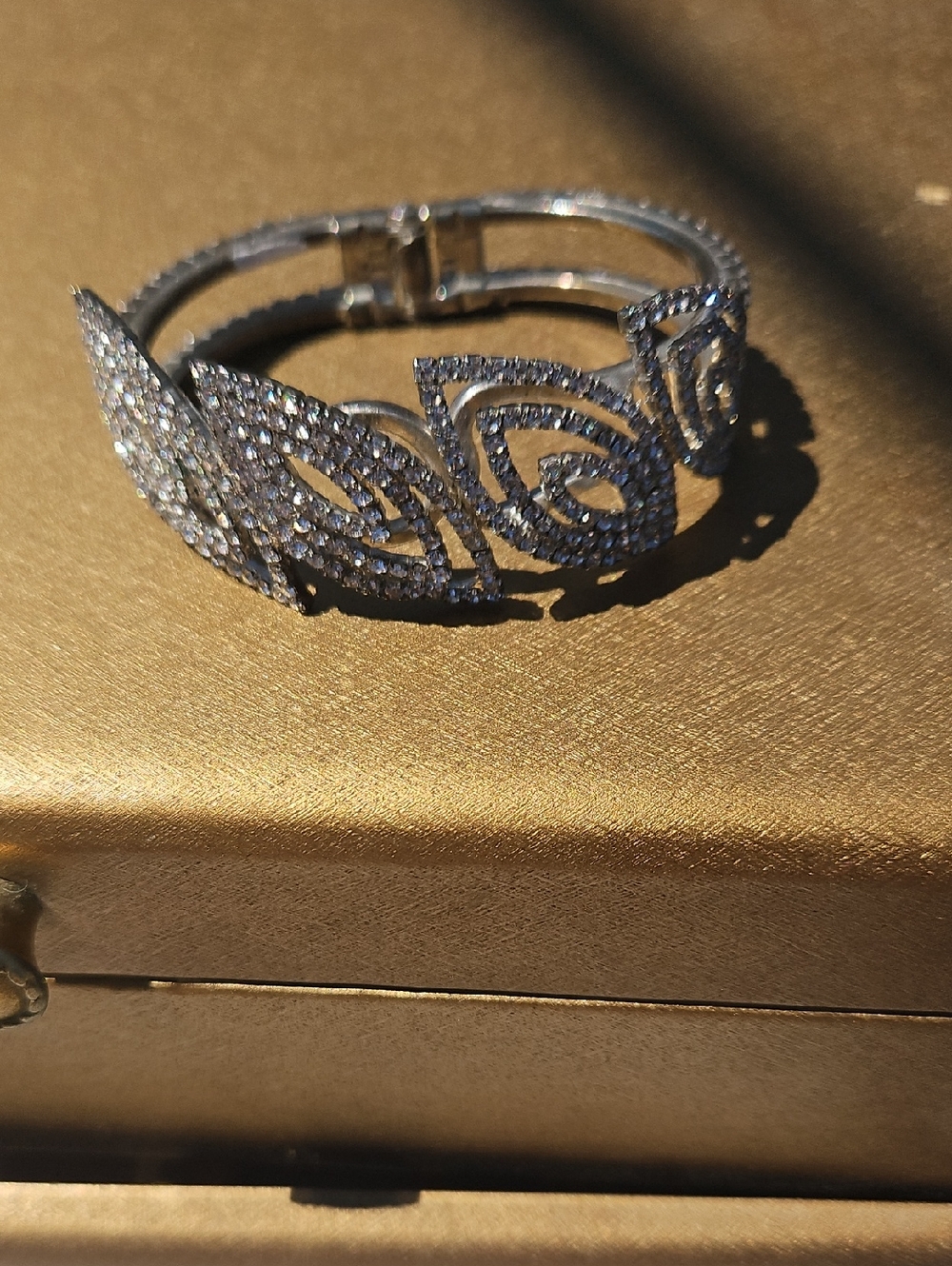 Elegant Silver Crystal Leaf Bangle Bracelet - Women Jewelry